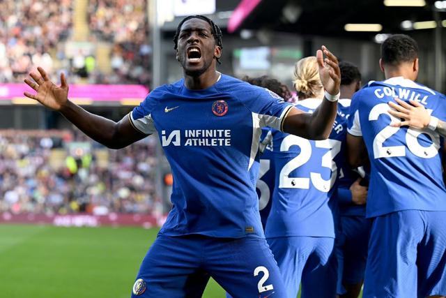 关于阿斯顿维拉季军战前集训,备战全力以赴的信息 关于阿斯顿维拉季军战前集训,备战全力以赴的信息