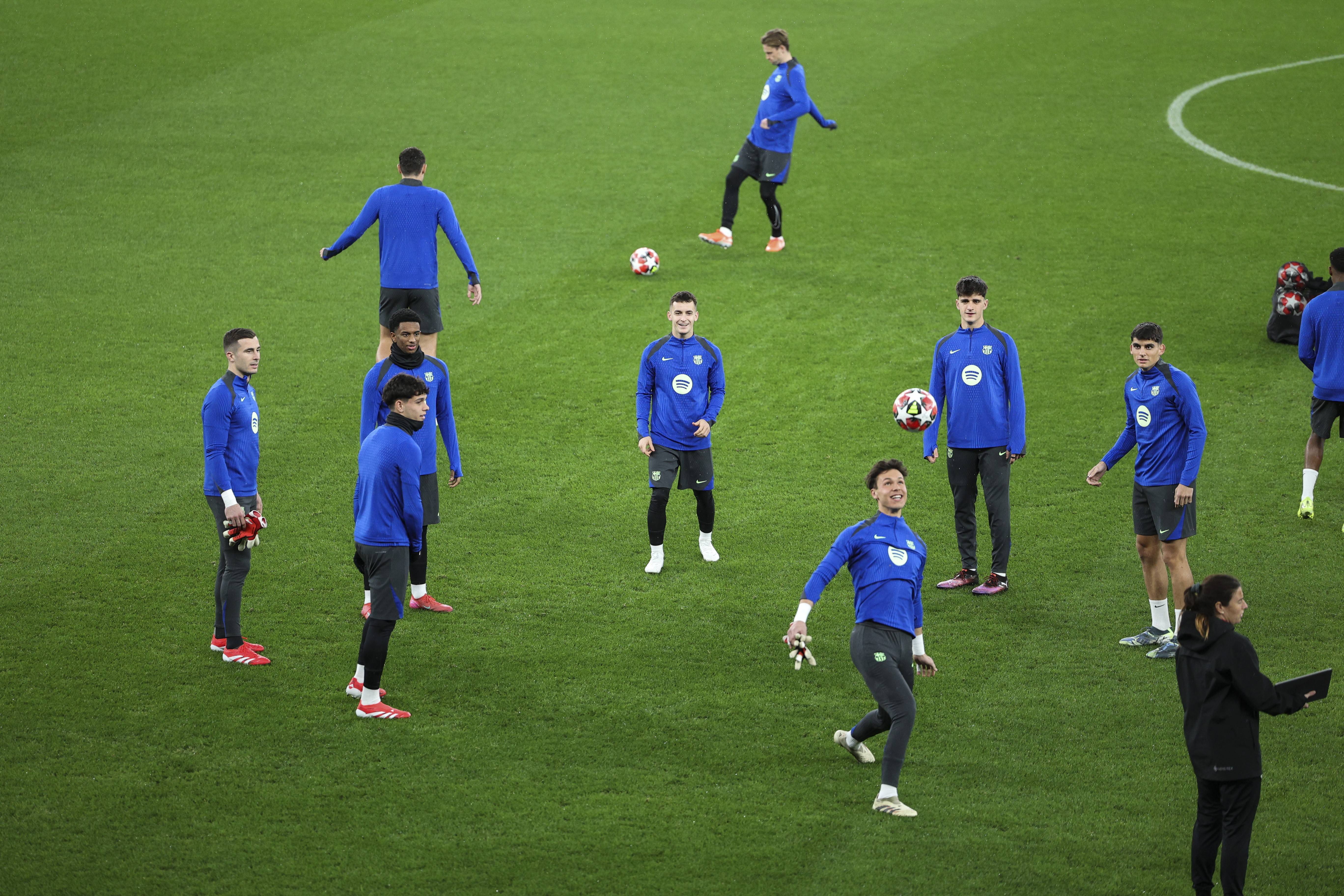 奥地利队备战预选赛,全队备战雄心勃勃备战 奥地利队备战预选赛,全队备战雄心勃勃备战