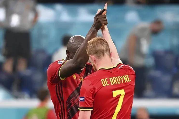 熊猫体育手机客户端-比利时球队惊险逆袭，进入欧国联四强赛，罗马尼亚悲伤告别